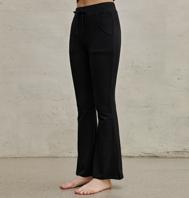 Conch wear soft slim bootcut pants