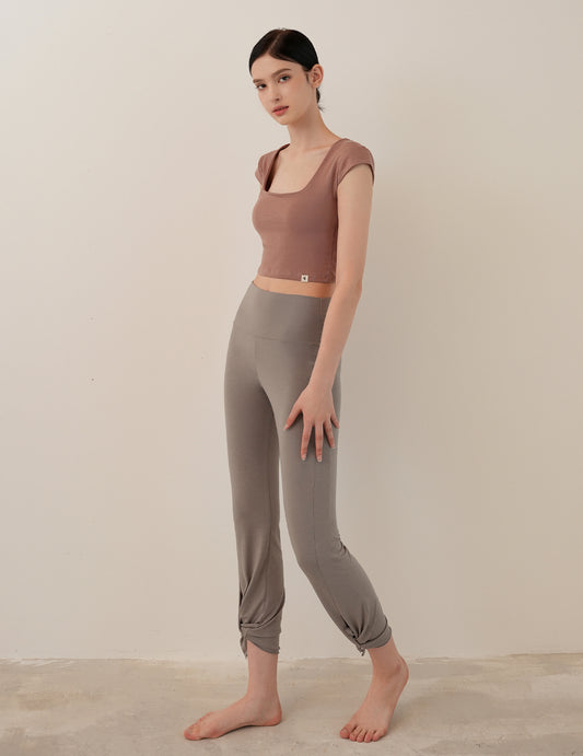 Conch Wear Mudra Slit Flared Pants